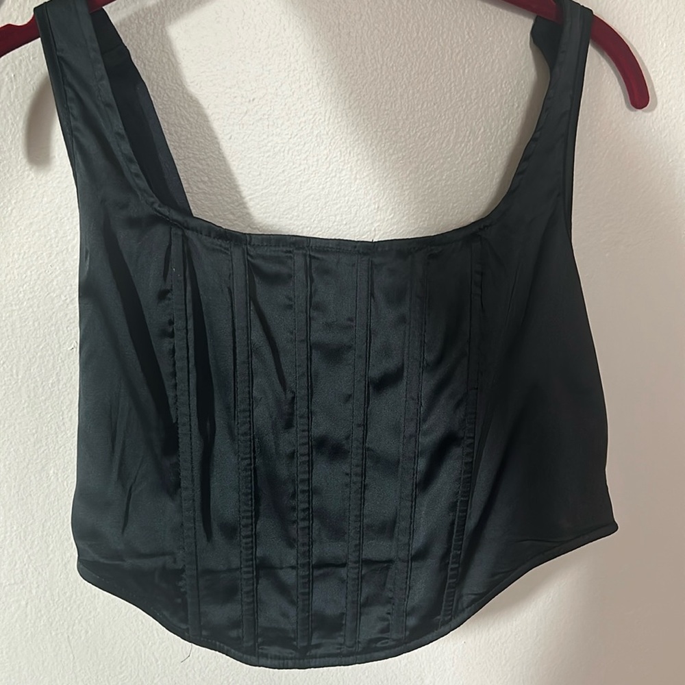 Black misguided crop top